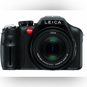 ✨ SOLD ✨ LEICA | V-Lux 3 CMOS Camera with 12.1MP and 24x Super Telephoto Zoom